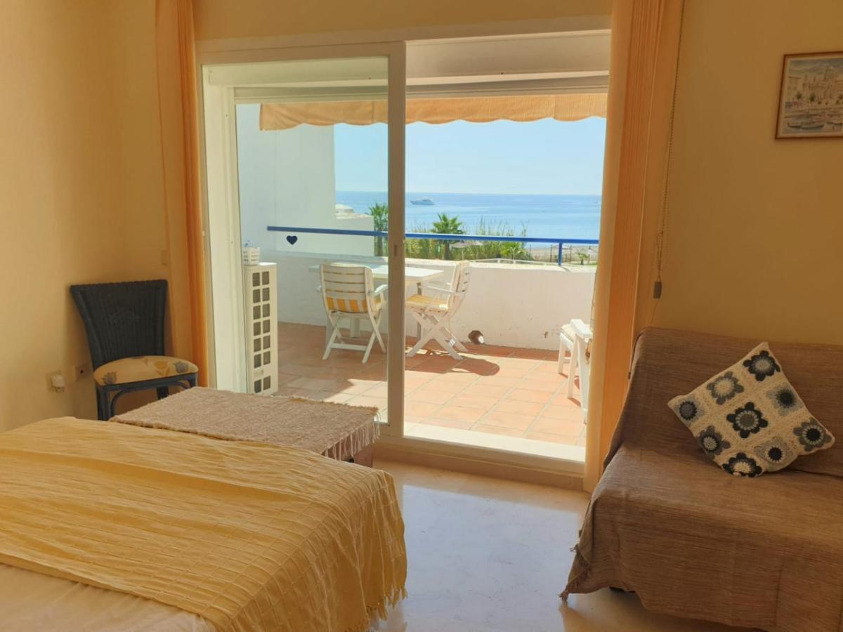 Casitamar Frontline Beach House Rental Casares Costa Near Estepona Bahia de Casares 외부 사진