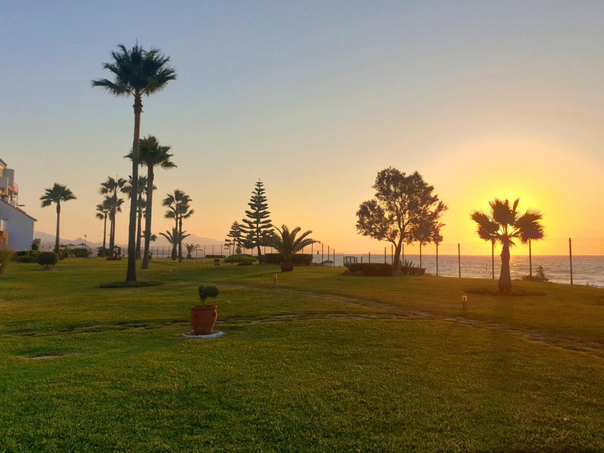 Casitamar Frontline Beach House Rental Casares Costa Near Estepona Bahia de Casares 외부 사진